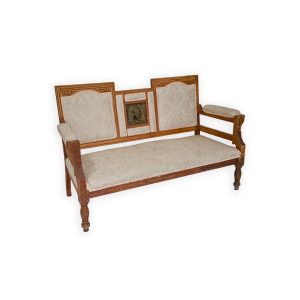 Antoinette Settee